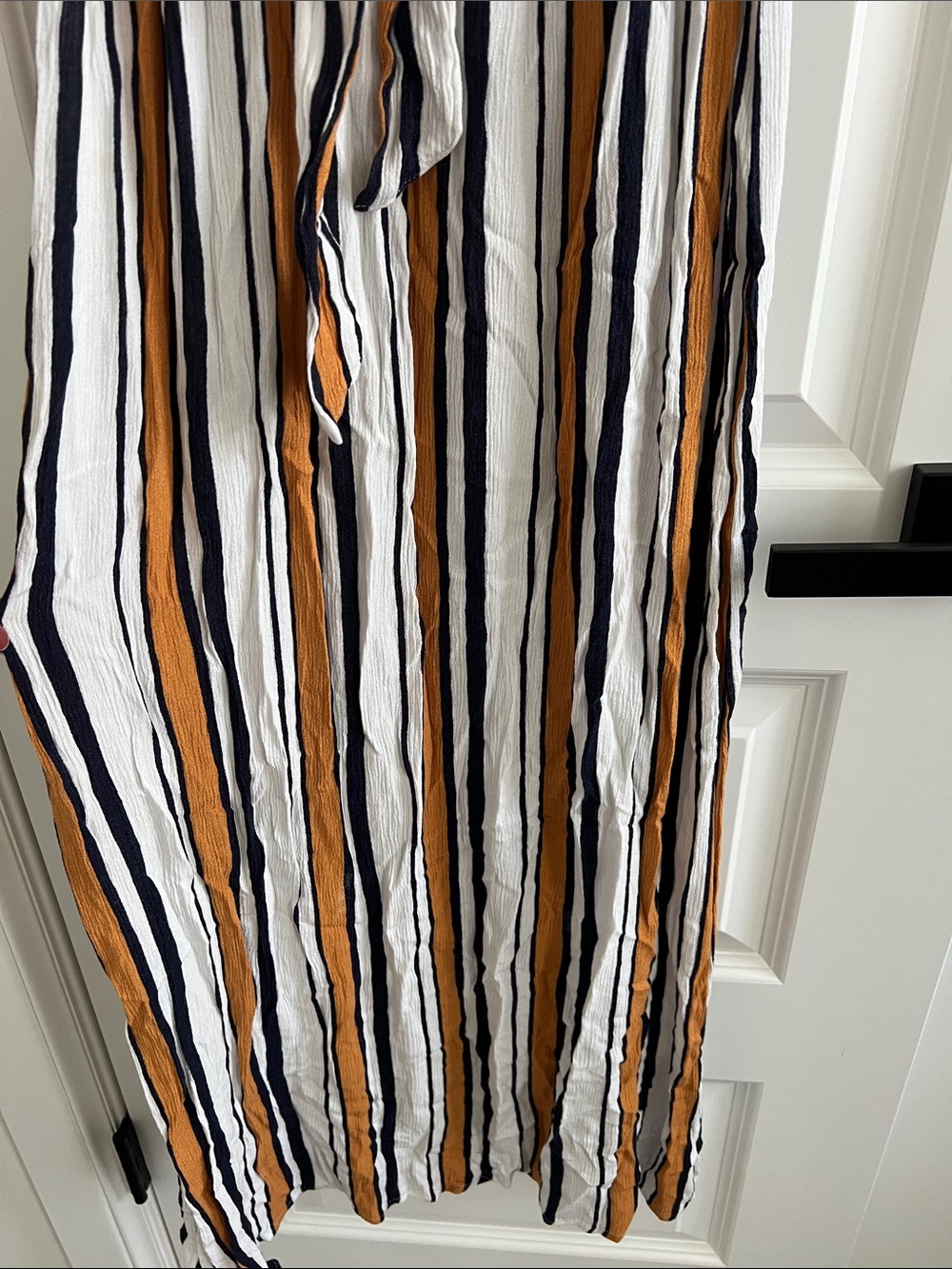 Urban Outfitters Off-Shoulder Maxi Dress in White, Navy & Mustard - Picture 3 of 5